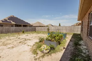 668 Teal St, Crestview, FL 32539 - Photo 23