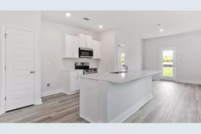 2126 Aqua Street, Gulf Breeze, FL 32563 - Photo 3