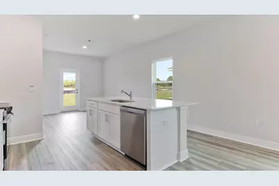2126 Aqua Street, Gulf Breeze, FL 32563 - Photo 5
