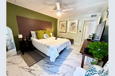 209 W Miracle Strip Parkway #D204, Mary Esther, FL 32569 - Photo 17