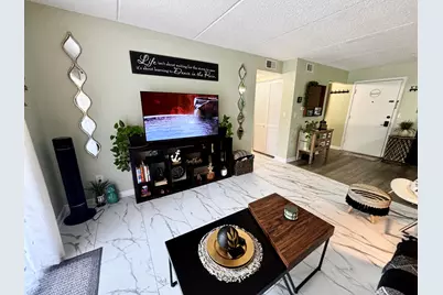 209 W Miracle Strip Parkway #D204, Mary Esther, FL 32569 - Photo 7