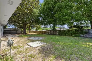 305 St Andrews Dr, Niceville, FL 32578 - Photo 55