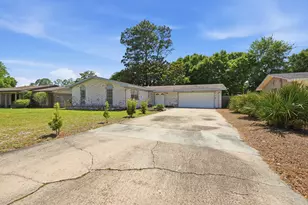 305 St Andrews Dr, Niceville, FL 32578 - Photo 3