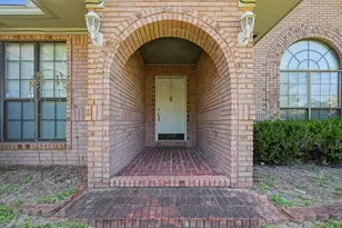 341 Brian Cir, Mary Esther, FL 32569 - Photo 3