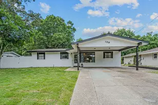 139 NW Robinwood Dr, Fort Walton Beach, FL 32548 - Photo 1