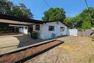 139 NW Robinwood Dr, Fort Walton Beach, FL 32548 - Photo 3