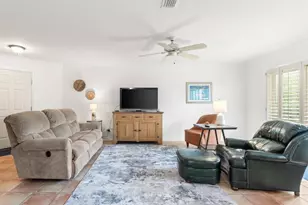 705 Gulf Shore Dr, Destin, FL 32541 - Photo 3