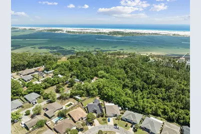122 Dolphin Road #Unit 3, Mary Esther, FL 32569 - Photo 3