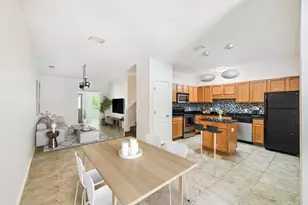 122 Dolphin Rd, Mary Esther, FL 32569 - Photo 3