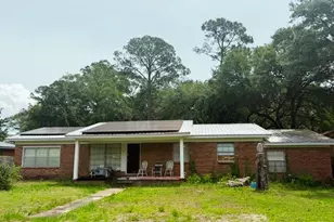 308 Cloverdale Blvd, Fort Walton Beach, FL 32547 - Photo 1