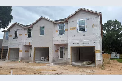 408 Walters Circle #1, Fort Walton Beach, FL 32547 - Photo 1