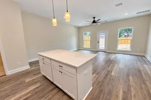 408 Walters Cir, Fort Walton Beach, FL 32547 - Photo 11