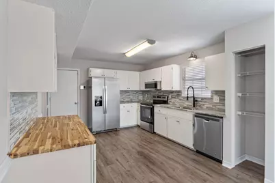 608 Drakes Landing, Mary Esther, FL 32569 - Photo 11