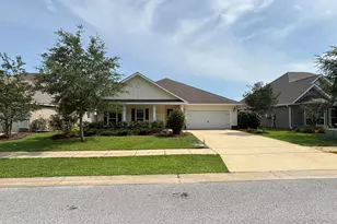 400 Lilly Bell Ln, Freeport, FL 32439 - Photo 1