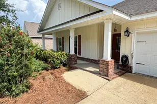 400 Lilly Bell Ln, Freeport, FL 32439 - Photo 1