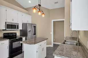 4469 Parkwood Square, Niceville, FL 32578 - Photo 3