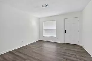 670 Shrewsbury Rd, Mary Esther, FL 32569 - Photo 3