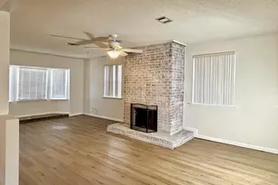 401 Crystal Ln, Niceville, FL 32578 - Photo 3