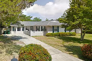 401 Crystal Ln, Niceville, FL 32578 - Photo 1