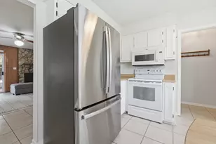 591 Brian Cir, Mary Esther, FL 32569 - Photo 13