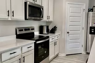 433 Scarborough St, Crestview, FL 32539 - Photo 9