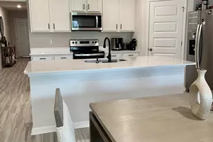 433 Scarborough St, Crestview, FL 32539 - Photo 17