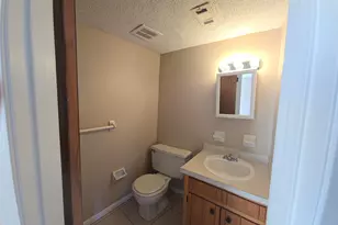 106 Valencia Dr, Fort Walton Beach, FL 32547 - Photo 17