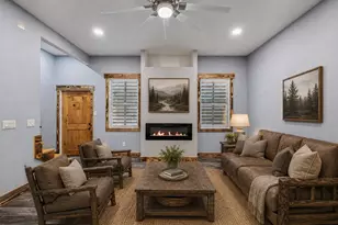981 E Chestnut Ave, Crestview, FL 32539 - Photo 9