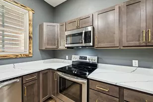 981 E Chestnut Ave, Crestview, FL 32539 - Photo 15