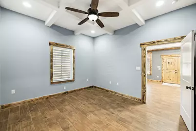 981 E Chestnut Avenue, Crestview, FL 32539 - Photo 17