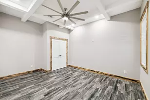 981 E Chestnut Ave, Crestview, FL 32539 - Photo 25