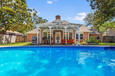 508 Garden Oaks Cove, Niceville, FL 32578 - Photo 3