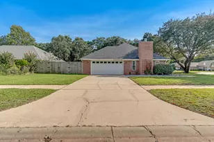 10008 Calle De Palencia, Navarre, FL 32566 - Photo 7