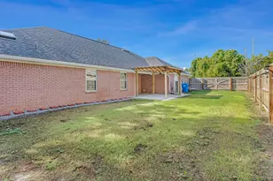 10008 Calle De Palencia, Navarre, FL 32566 - Photo 15