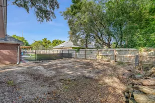 10008 Calle De Palencia, Navarre, FL 32566 - Photo 21