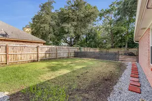 10008 Calle De Palencia, Navarre, FL 32566 - Photo 13