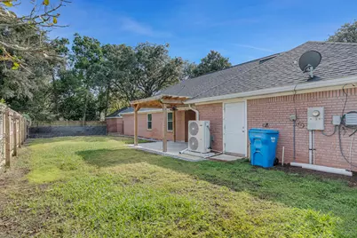 10008 Calle De Palencia, Navarre, FL 32566 - Photo 9