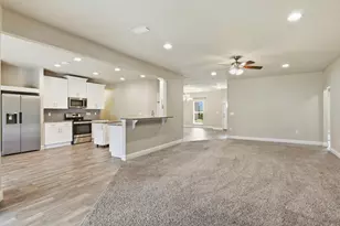 2892 Chancery Ln, Crestview, FL 32539 - Photo 13