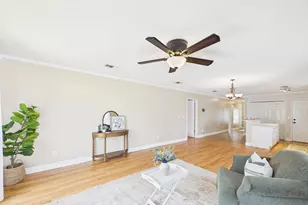 105 Aqua Dr, Crestview, FL 32536 - Photo 9