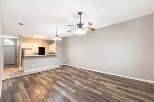 697 Ferguson Dr, Fort Walton Beach, FL 32547 - Photo 3