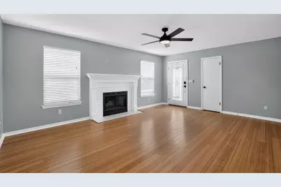 402 Sandy Ridge Circle, Mary Esther, FL 32569 - Photo 3