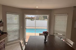 402 Sandy Ridge Cir, Mary Esther, FL 32569 - Photo 5