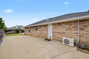 4863 Traxx St, Crestview, FL 32536 - Photo 45