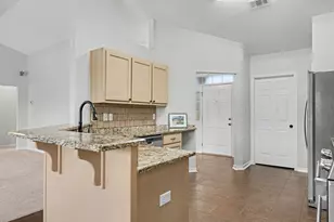 4863 Traxx St, Crestview, FL 32536 - Photo 13
