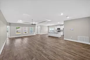 1355 Sea Grv Ct, Gulf Breeze, FL 32563 - Photo 9