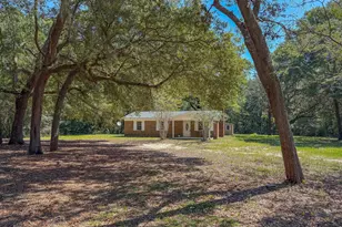 5703 Old River Rd, Baker, FL 32531 - Photo 11