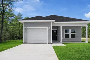 470 E Marigold East Ave, Defuniak Springs, FL 32433 - Photo 1