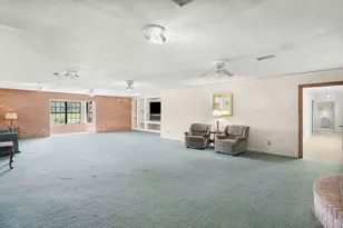 46 Veterans Ln, Freeport, FL 32439 - Photo 9