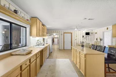46 Veterans Lane, Freeport, FL 32439 - Photo 11