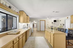 46 Veterans Ln, Freeport, FL 32439 - Photo 11